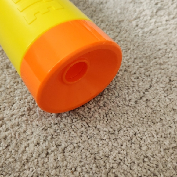 ๐ซ NERF Fortnite Blaster โ Vibrant Yellow & Orange Great for Play or Display - Picture 7 of 13